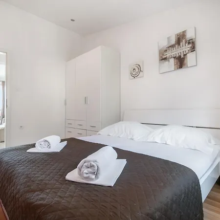 Apartment Makarska City Lägenhet *