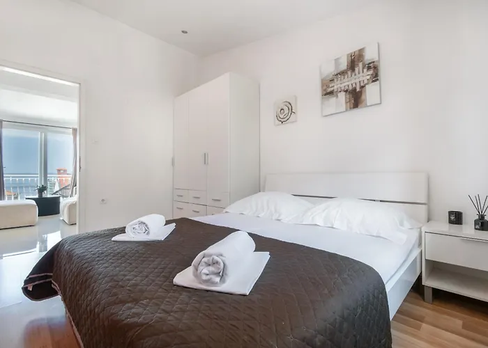 Apartment Makarska City Apartment *